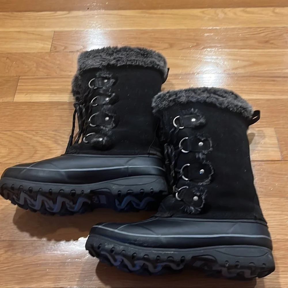 Khombu womens jolie  lace up faux fur winter boots size 9